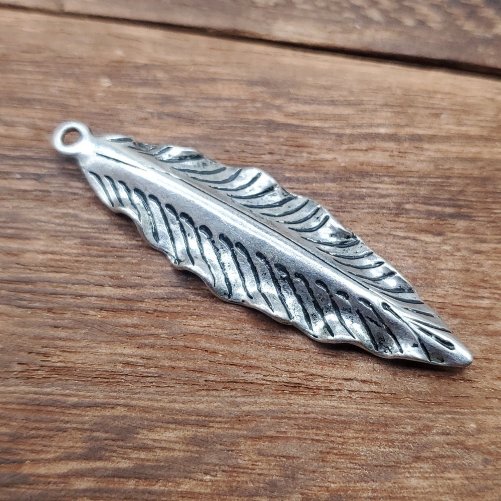 Sterling‎